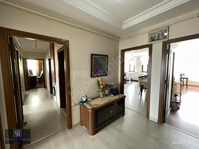 Gündoğdu ve Ruh Sağlığı Arasında Az Katlı Doğalgazlı 4+1 180m2 - Görsel 12