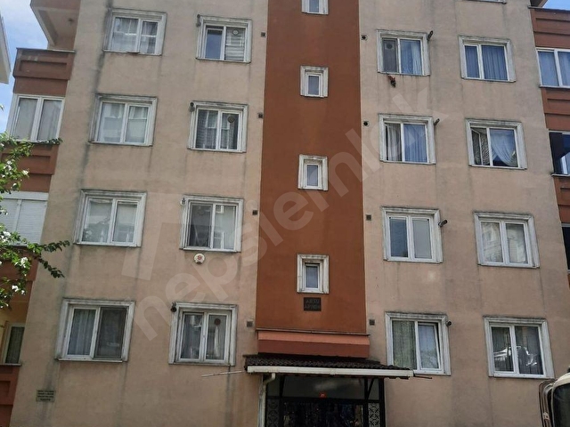 KARTAL KARLIKTEPE  MAHALLESİNDE TANRIVERDİ GAYRİMENKULDEN 3+1 KİRALIK DAİRE