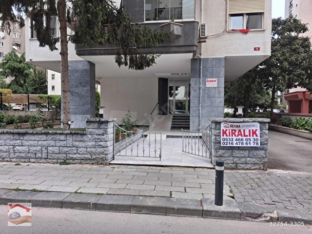 CADDEBOSTAN SAHİL VE GÖZTEPE PARKI KARŞISI KİRALIK 3+1