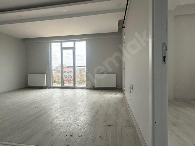 KİRALIK EDİRNE MERKEZ CUMHURİYET MAHALLESİ HİLLY OTEL YANI 2+1 İŞYERİ/OFİS - Görsel 6