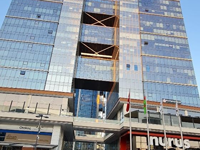 Koc Kuleleri A Blokta Yapili Kdv Li 165m Kiralik Ofis 7677 4289 Hurriyet Emlak