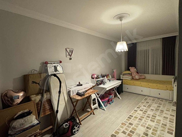 MERKEZE YAKIN MESAFEDE 3+1 KAPALI MUTFAK DAİRE - Görsel 17