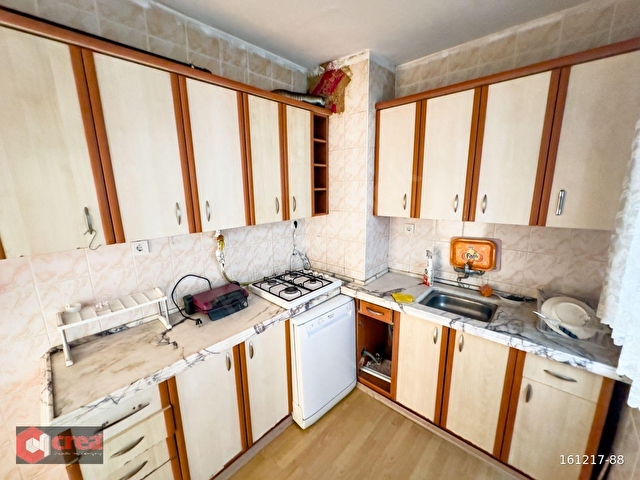 Ege Üniversitesi Hastane karşısında kiralık 3+1 eşyalı daire - Görsel 13