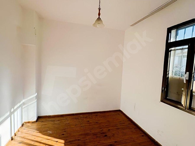 PUSULADAN FIRSAT! ÇEŞMEDE SATILIK 2+1 DAİRE - Görsel 10
