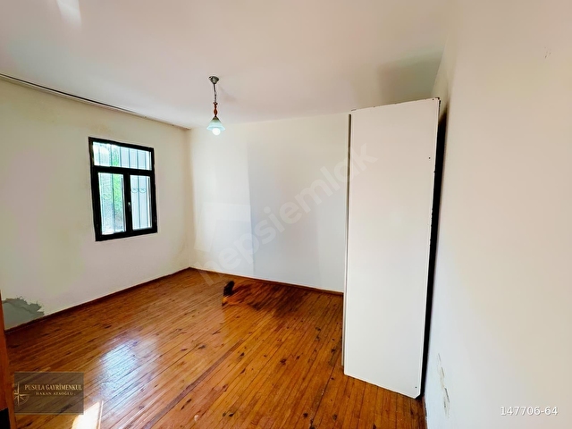 PUSULADAN FIRSAT! ÇEŞMEDE SATILIK 2+1 DAİRE - Görsel 4