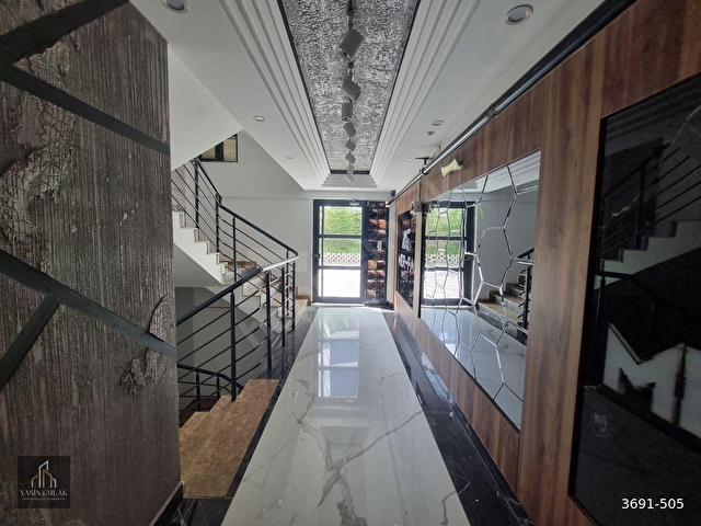 BULVARA YAKIN ÇİFT BANYO GENİŞ CAM BALKONLU KİRALIK 2+1 DAİRE - Görsel 4