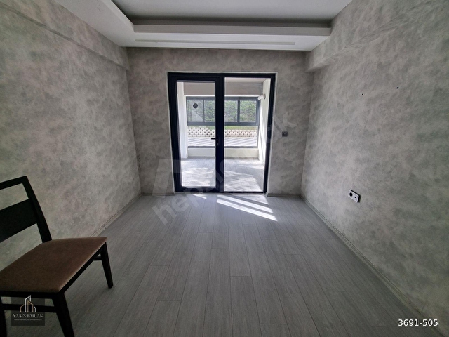 BULVARA YAKIN ÇİFT BANYO GENİŞ CAM BALKONLU KİRALIK 2+1 DAİRE - Görsel 15