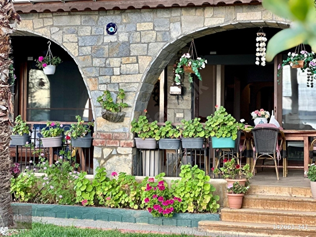 CM GROUP İNVEST | ERDEK NARLIda Denize Sıfır Bahçeli Özel Villa - Görsel 9