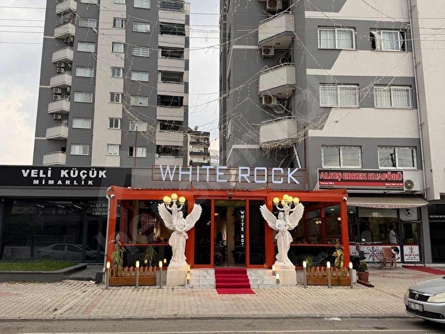 KOZAN DİVAN EMLAKTAN GÖÇ YOLUNA KOMŞU DEVREN SATILIK KAFE