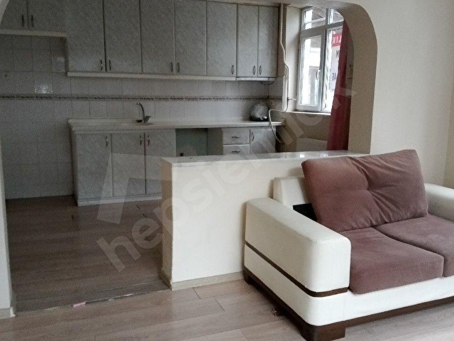 İHSANİYE MERKEZ MAH. 3+1 135 M2 KULLANIM ALANLI BAHÇELİ MÜSTAKİL EV - Görsel 3