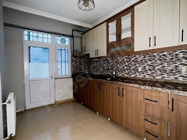 İSTİKLAL MAHALLESİNDE KİRALIK 2+1 BAHÇELİ BAHÇE KATI DAİRE - Görsel 3