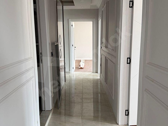 Ay As emlaktan site içerisinde kiralık boş daire - Görsel 3