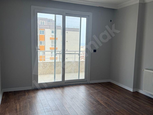 Ay As emlaktan site içerisinde kiralık boş daire - Görsel 16