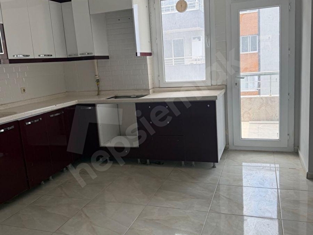 Ay As emlaktan site içerisinde kiralık boş daire - Görsel 19