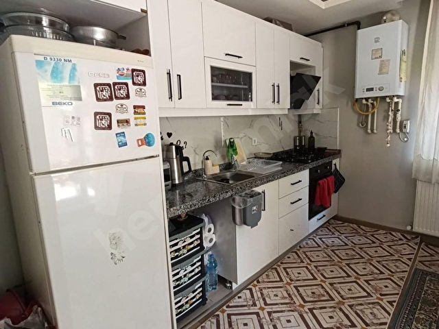 Metrobüse Yakın Bahçeli 2+1 Daire - Görsel 12