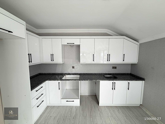 GEZMİŞLER GAYRİMENKUL-DENİZ SİTESİNDE,SATILIK EMSALSİZ 3+1 DAİRE - Görsel 10