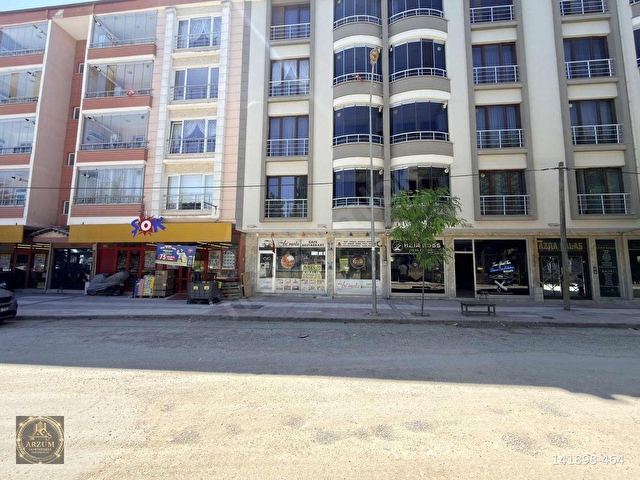 MERZİFON SUBAY GAZİNOSU KARŞISINDA 250 m2 KİRALIK 2 KATLI İŞYERİ - Görsel 2