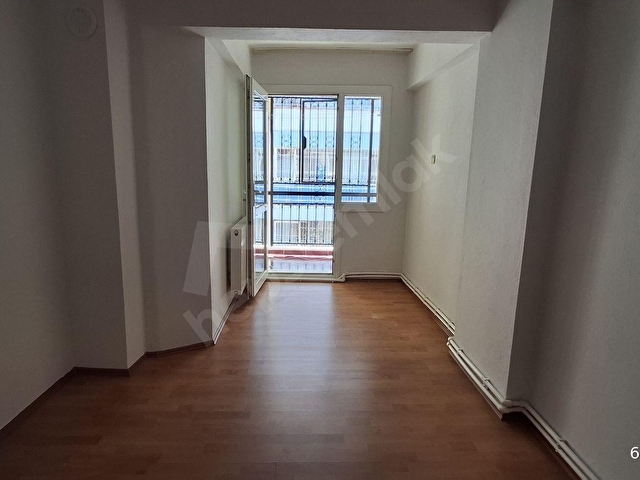 TARİHİ ASANSÖRDE DOĞALGAZLI AMERİKAN MUTFAK 3+1 KİRALIK DAİRE - Görsel 6