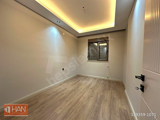 AZ KOMŞULU HUZURLU YAŞAM V.AYANOĞLUNDA TRAMVAY DİBİ SATILIK 3+1 DAİRE - Görsel 10