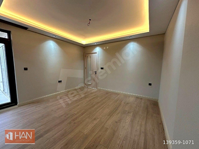 AZ KOMŞULU HUZURLU YAŞAM V.AYANOĞLUNDA TRAMVAY DİBİ SATILIK 3+1 DAİRE - Görsel 14