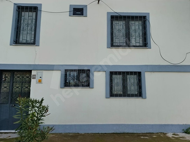 Sakarya mahallesinde GENÇ EMLAKtan satılık müstakil ev