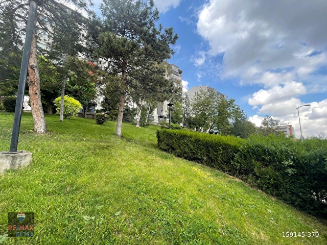 GAZİOSMANPAŞANIN EN GÜZEL SİTESİNDE ARA KAT 3+1 135 M² FIRSAT - Görsel 20