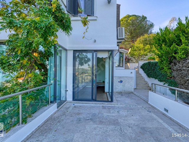 Urla İskelede satılık villa yelkenkaya sitesi - Görsel 24