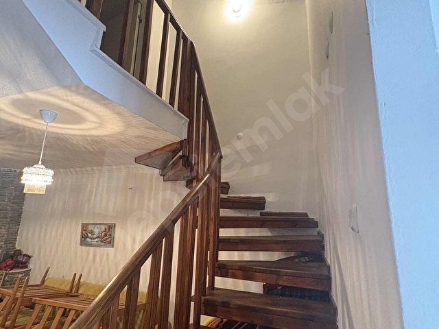 KIYIKIŞLACIK TEPEKÖY TATİL SİTESİNDE MARİNA VE KÖRFEZ MANZARALI - Görsel 12