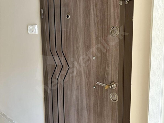 KAĞITHANE YAHYA KEMALDE MERKEZİ KONUMDA-FERAH 1+1 SATILIK DAİRE - Görsel 13