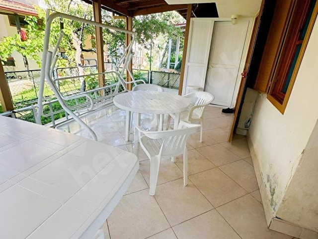 KUŞADASI GÜZELÇAMLIDA DENIZE ILK SITE SATILIK YAZLIK VILLA - Görsel 3