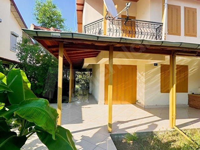 KUŞADASI GÜZELÇAMLIDA DENIZE ILK SITE SATILIK YAZLIK VILLA - Görsel 9
