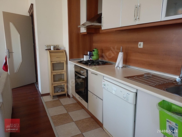 MEYDANKAVAĞINDA HAVUZLU SİTE İÇİ KİRALIK EŞYALI DAİRE - Görsel 26
