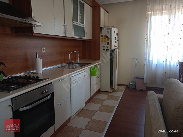 MEYDANKAVAĞINDA HAVUZLU SİTE İÇİ KİRALIK EŞYALI DAİRE - Görsel 28