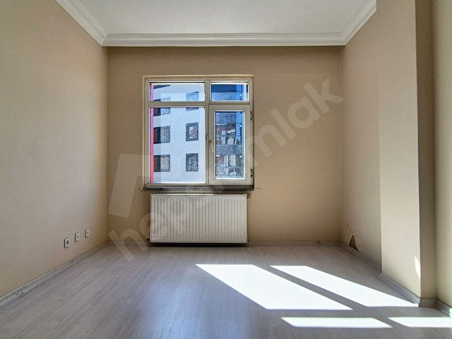 ÇAMLICA FERAH MAHALLESİNDE  1. KATTA 2+1 85M2 1 KAPALI BALKONLU KİRALIK DAİRE. - Görsel 26