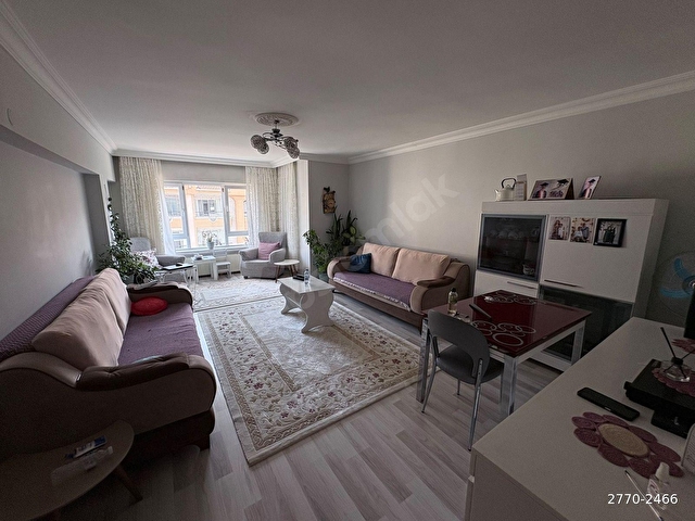 NUR EMLAKTAN HÜSEYİNGAZİ GÖBEKTE KATTA 3+1 SATILIK DAİRE - Görsel 17