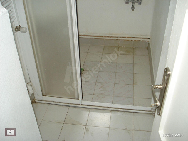 **ŞAHİN EMLAKTAN 2+1 KOMBİLİ,BAKIMLI,ARA KAT,ATA KULE YAKINI,BELEDİYE BİLOKLARI,ÖN CEPHE** - Görsel 17