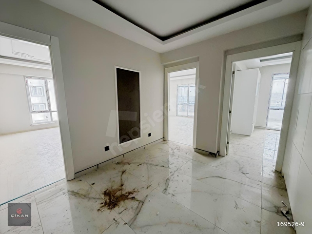 ÇİKAN GAYRIMENKULDEN GENİŞ ULTRA LÜKS 3,5+1 SATILIK DAİRE - Görsel 2
