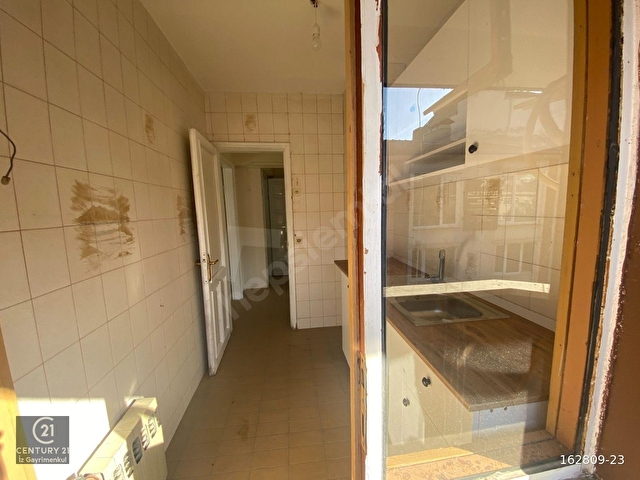 ADAPAZARI MERKEZDE 3 ODALI SATILIK OFİS - Görsel 20