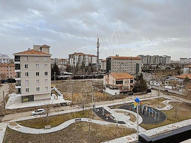 SIFIR YENİ BİTMİŞ OTURUMA HAZIR DAİRE 3+1 155 M2 KARE 4.KAT - Görsel 3