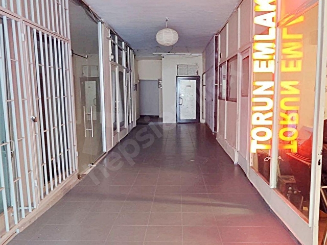 **F&O Gayrimenkulden** Üsküdar Çiçekçide 16 m² Satılık Dükkan! - Görsel 30