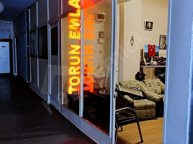 **F&O Gayrimenkulden** Üsküdar Çiçekçide 16 m² Satılık Dükkan! - Görsel 6