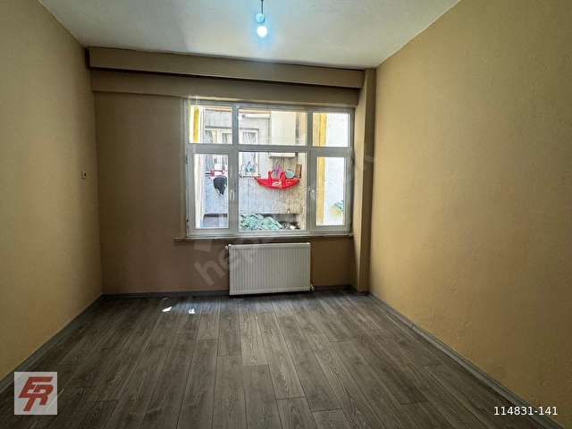 GÜLTEPEDE CADDEYE YAKIN İÇİ YENİLENMİŞ 1,5 + 1 BALKONLU DAİRE - Görsel 11