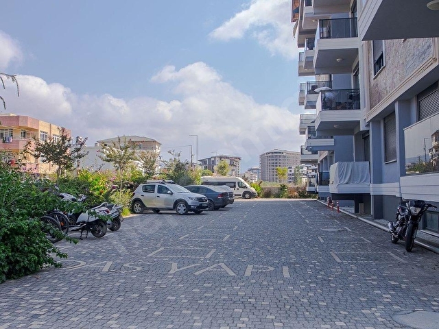 DAŞYAPI LANDMARK SİTESİNDE HAVUZ CEPHELİ FULL EŞYALI 1+1 - Görsel 5