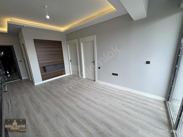 İSKANLI MERKEZİ KONUM SIFIR FUL LÜX YAPILI 2+1 KATTA DAİRE - Görsel 6