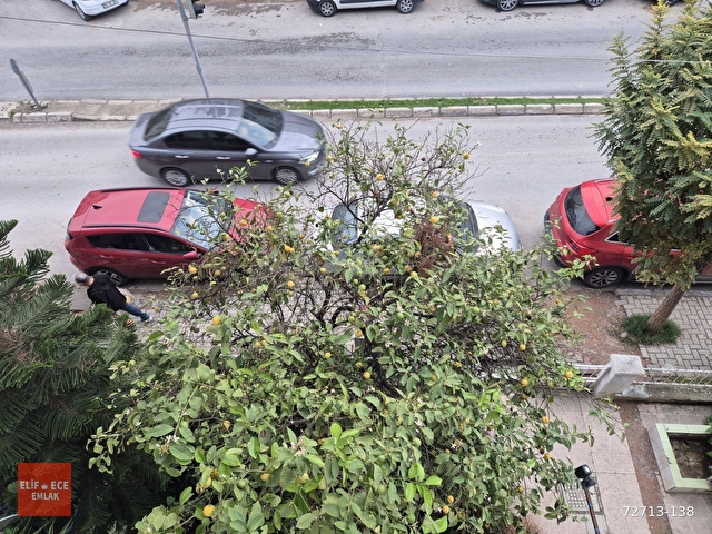 İzmir Karşıyaka Bahçelievler kiralık 2+1 doğalgazlı köşe daire - Görsel 18