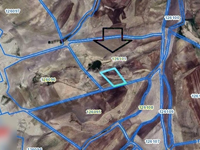 BEZİRHANE DE ÇOK UYGUN FİYATA SATILIK TEK TAPU 7665 M2 TARLA !!! - Görsel 2