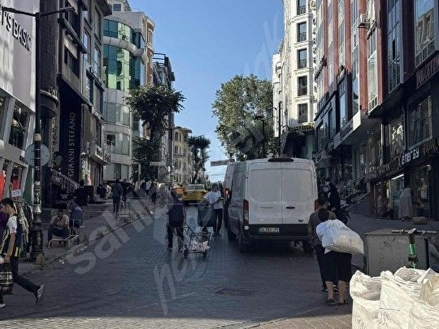 TİCARETİN KALBİ LALELİ`DE SATILIK DÜKKAN - Görsel 11