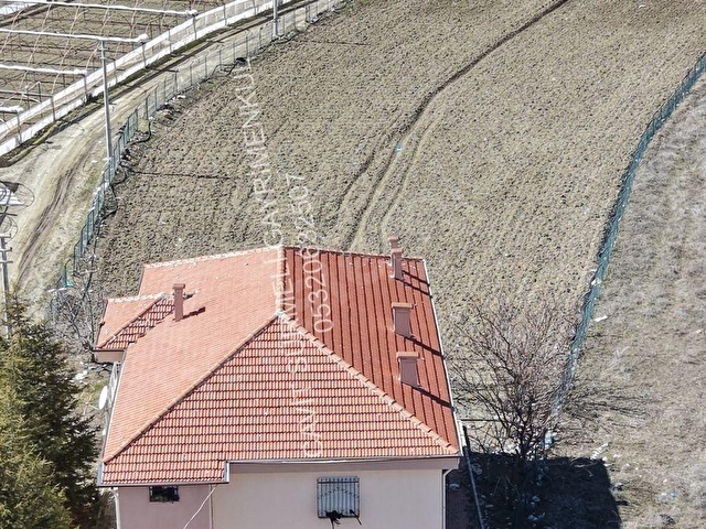YAYLA KAYABAŞDA MÜSTAKİL BAHÇELİ EV VE 5642 M2 TARLASI İLE - Görsel 13