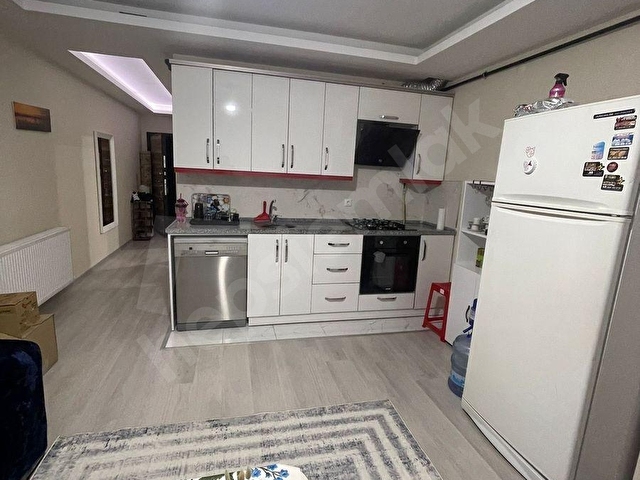 AKDAĞLAR 66 GAYRİMENKUL DEN KÖFREZDE 1+1 RAYLI YAKIN EŞYALI 1+1