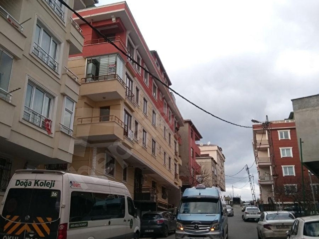 ÇEKMEKÖY MERKEZ MAHALLESİ 2+1 75m2 EBEVEYN BANYOLU GENÇ BİNADA SATILIK 5.700.000 TL - Görsel 5